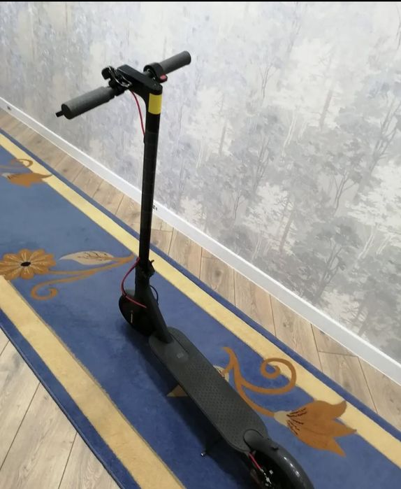 Продам самокат новый