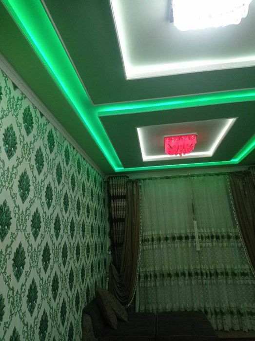 Ховли уй сотилади