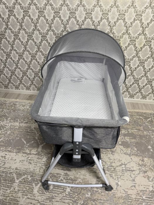 Манеж детскии передвижной