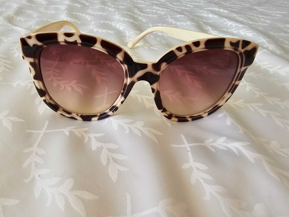 Дамски слънчеви очила