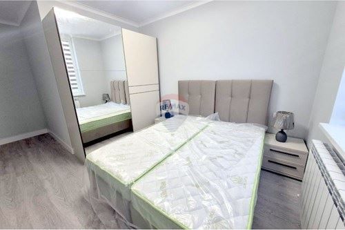 Дава се под наем Тристаен апартамент в Варна, Възраждане 1 - 85 кв.м за 765 € - Снимка #10