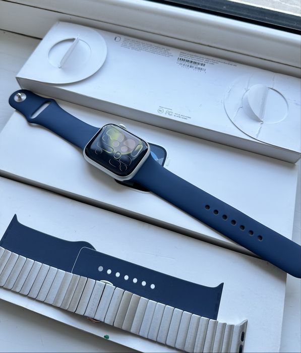 Apple iWatch 9 Silver 45mm 100%