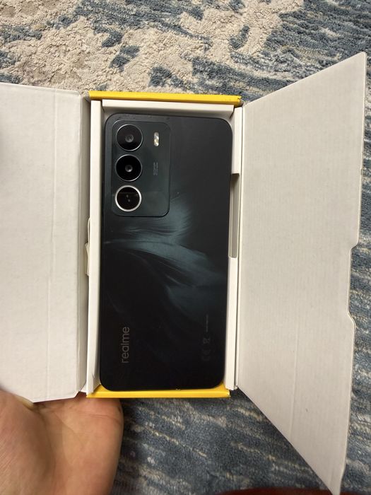 Real me C71 телефон