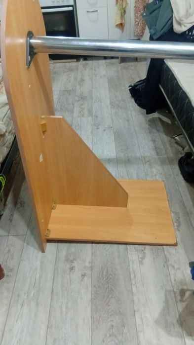 Стол на кухню б/у