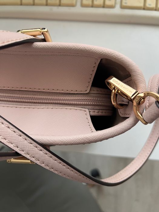 Geanta Michael Kors incapatoare noua piele safiano