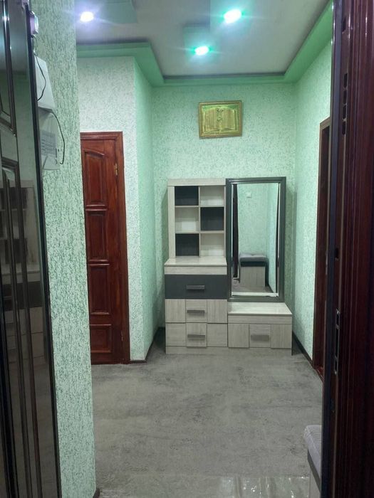 Чирчикда жойлашган 2хона шаройтии бор квартира