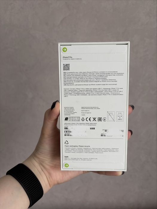iPhone 17 Pro 256 GB Deep Blue — новый, запечатанный
