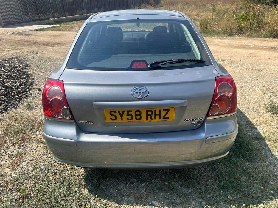НА ЧАСТИ Toyota Avensis 2.2 D-4D 150к.с 2007г