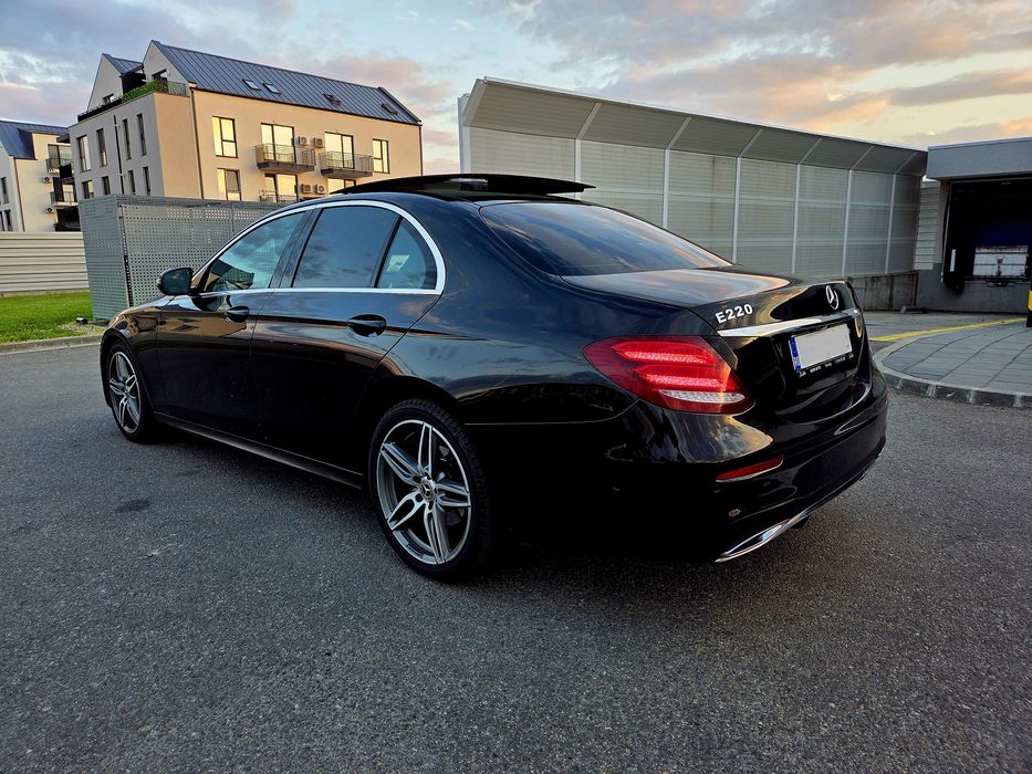 Mercedes E220,2018,2l diesel, pack amg,9g tronic,full,stare impecabila..