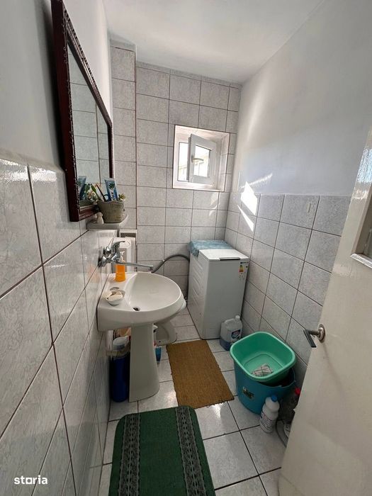 Apartament 3 camere, 2 bai, scoala 5, 66900 euro