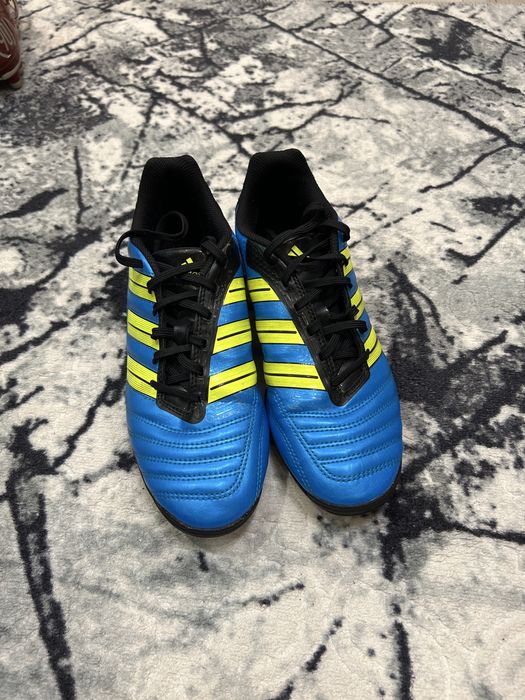 Обувки за футбол - СТОНОЖКИ