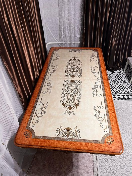 Продам стол в отличном состоянии