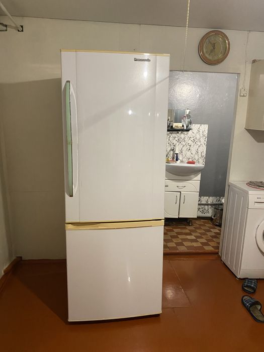 Продам холодильник Panasonic
