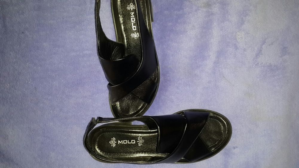 Продам обувь женскую