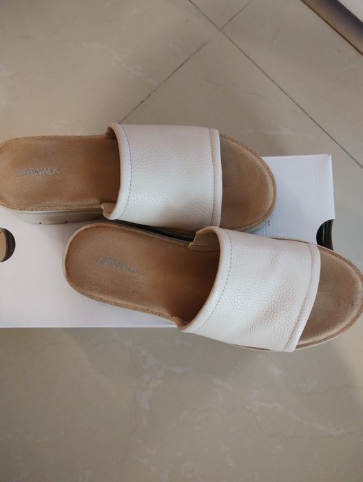 Дамски  летни чехли