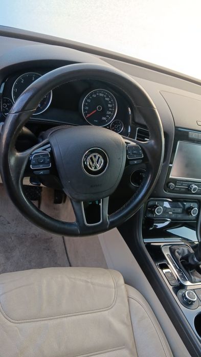 VW Touareg 3.0 V6 TDI,CRC motor 245 к.с. , ел. багажник, 60 броя на ча