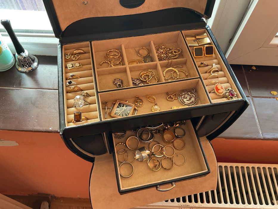 Bijuteri placate cu aur