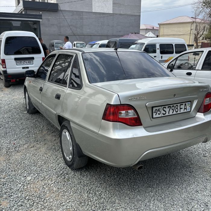 Neksiya 2 1,6 luks