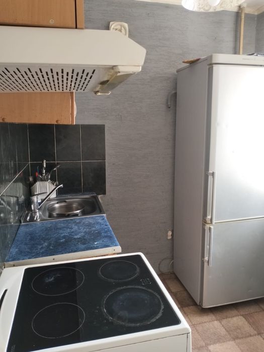 Продам 2х, 3 мкр, дом 17