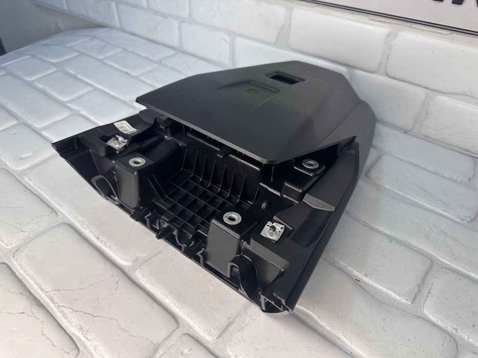 Конзола AUDI Q4 E-TRON