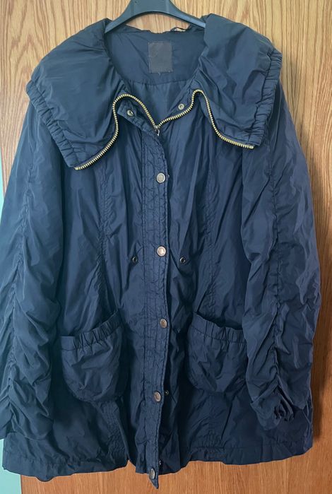 Дамско яке с яка