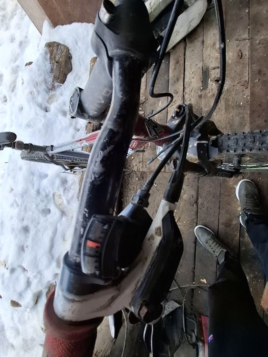 Vand bicicleta nakita