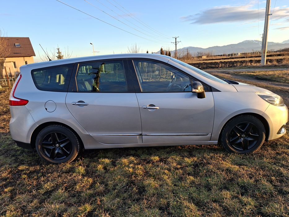 RENAULT Grand Scenic 2016 — imagine 4
