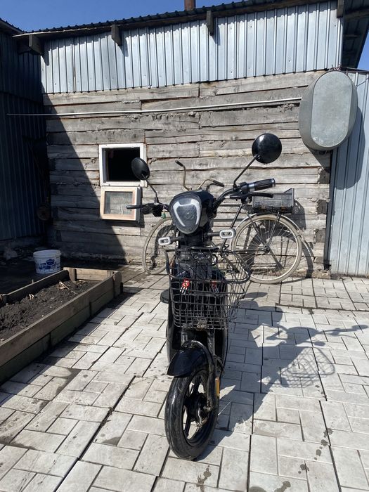 Продоется электровелосипед SK8