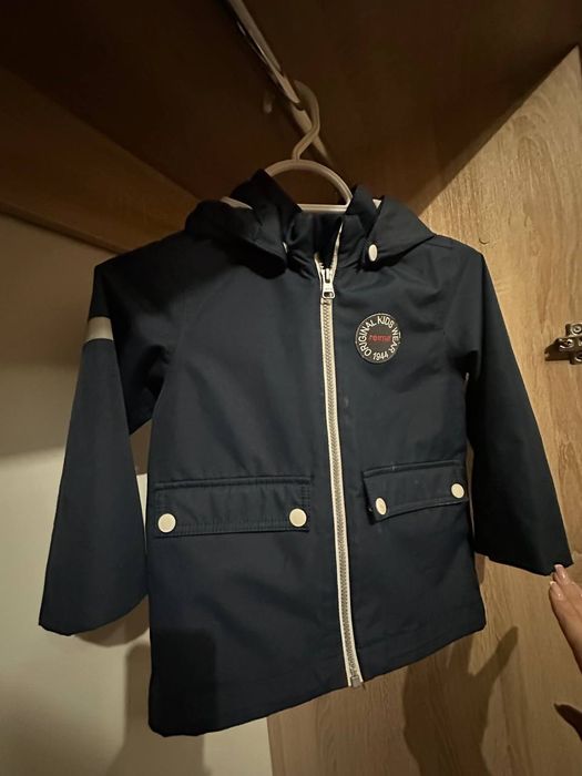 Куртка брендовая легенькая