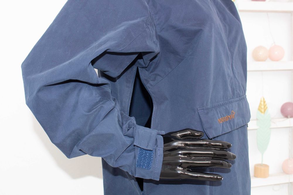 Norrona Svalbard Cotton Anorak дамско яке туристическо ветроустойчиво М