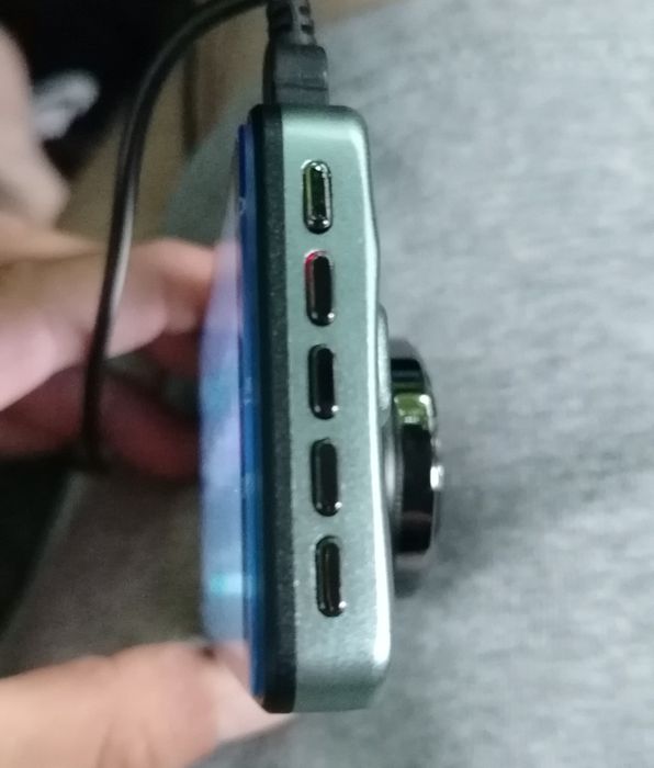 Camera de bord auto filmează fata spate