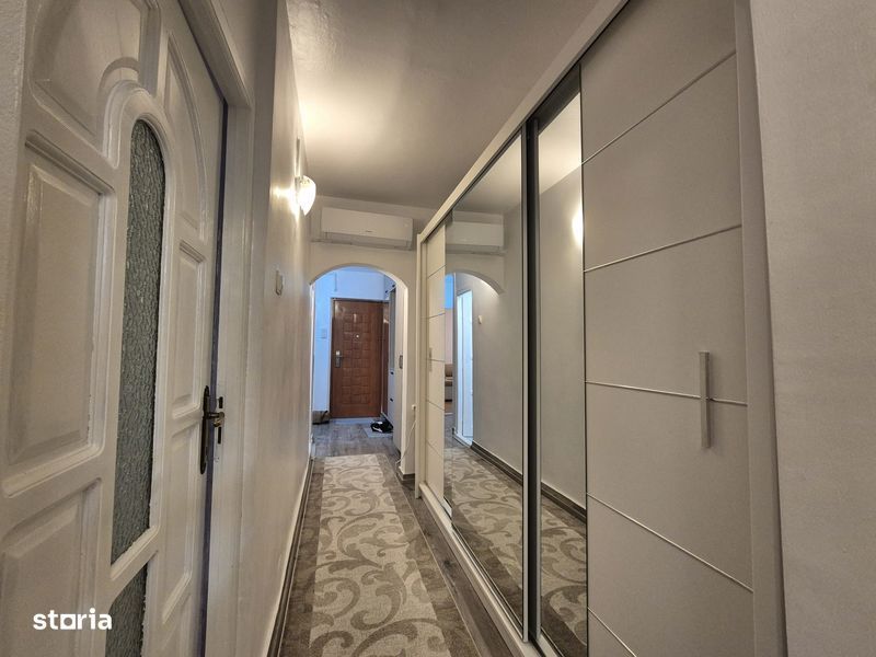 Vânzare apartament 3 camere, 70mp, decomandat, TÂRGU JIU