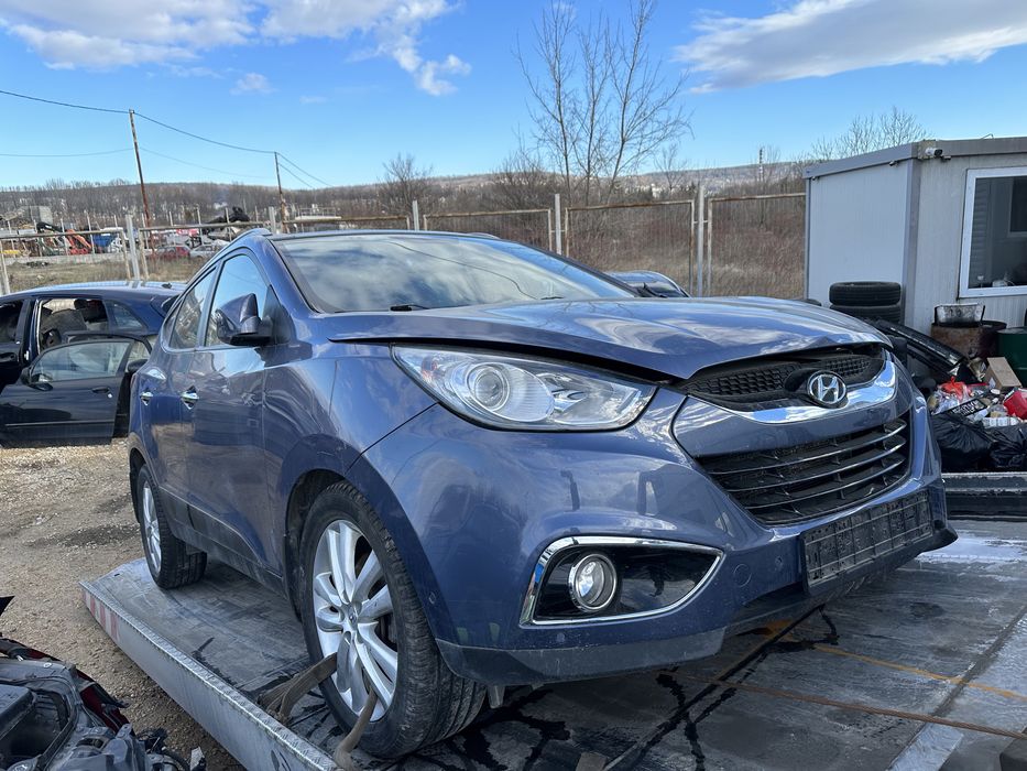 На Части Хюндай ix35 2.0i-4x4 Automatic,Navi,Pano