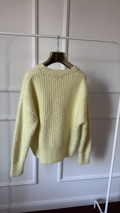 Пуловер в делтом цвете Zara