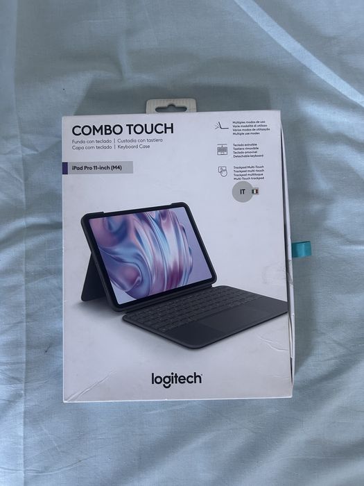Logitech Keyboard iPad Pro 11-inch