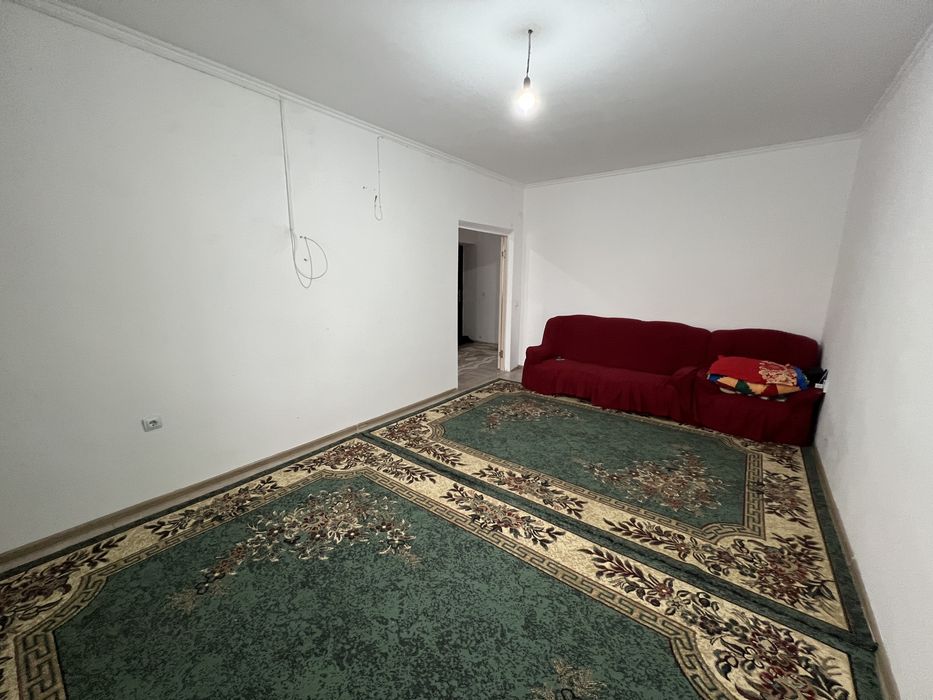 Левый Берегтен 3-комн квартира