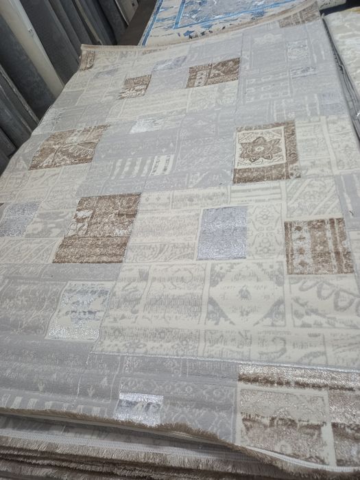 Коврый шолковые размер 2х3