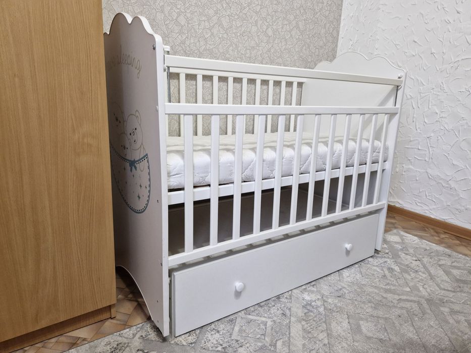 Продам кроватку детскую