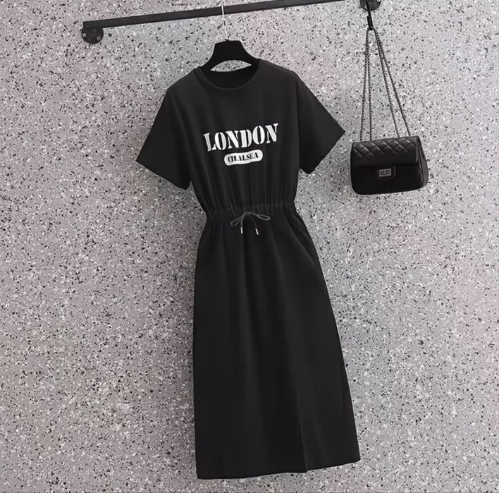 Продам новые платья