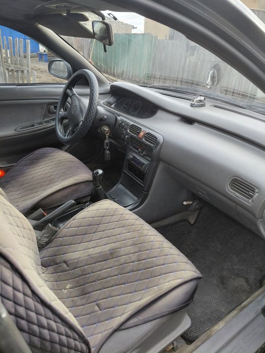 Mazda Cronos 1992 на ходу, сел и поехал