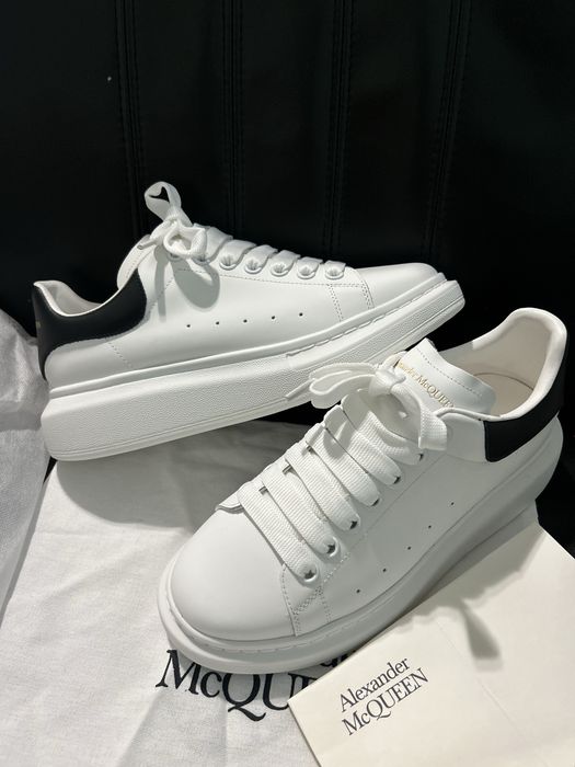 Alexander McQueen (41)