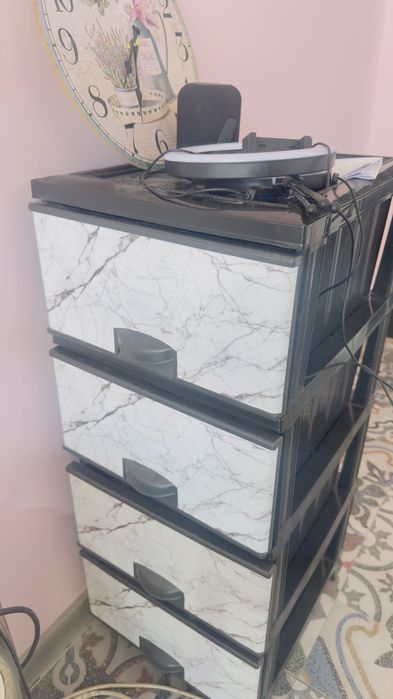 Продавам професионално оборудване за салон!