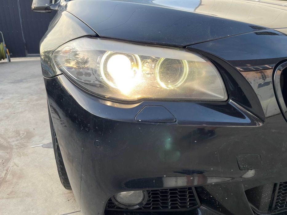 Far dreapta xenon fara adaptiv Europa original BMW F10 F11 NFL