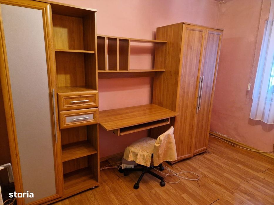 Apartament 3 camere, 80mp, Petrila