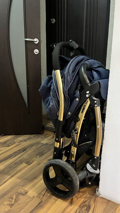 Продам коляску Adamex Quatro Monza 19