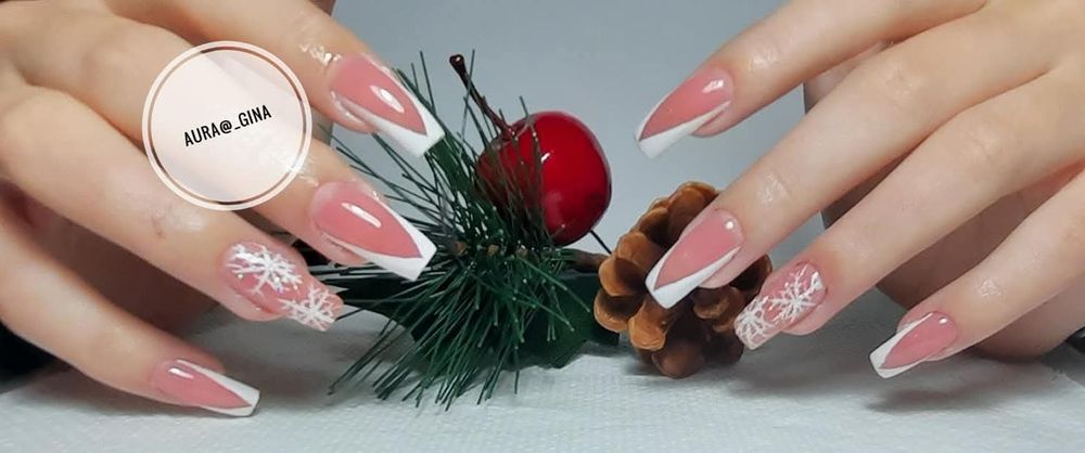 Unghii cu gel și semi