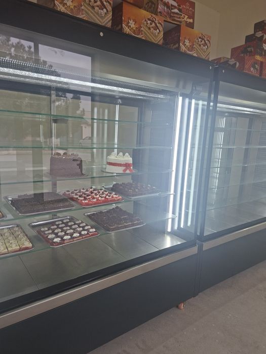 Торт ва ширинликлар учун холадельник