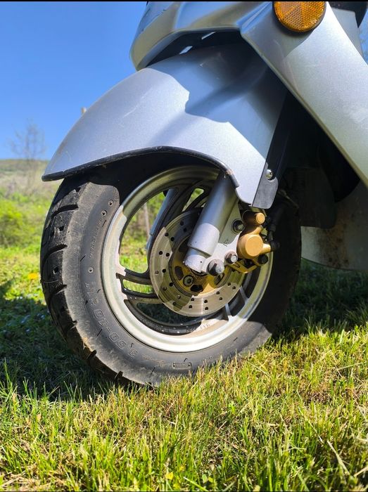 Скутер Peugeot V-clic