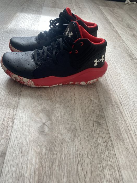 Кроссовки баскетбольные under armour
