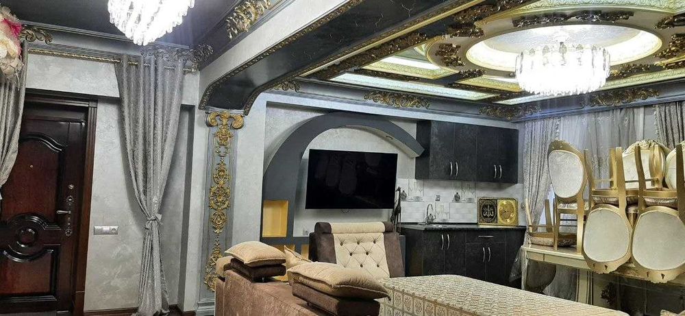 Тошкент ш,  Сергеле 1-кават, 126кв,  йул юзида, мошина бозор  ёнида
